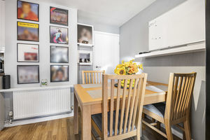 Dining room - click for photo gallery